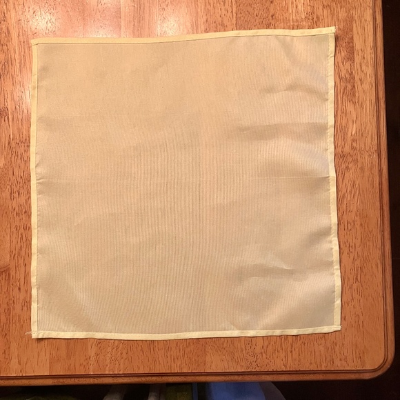 Yellow Silky Napkins and Round Holders - Picture 2 of 4